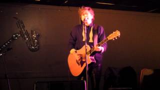 Adam Guthrie sings Wheels Never Tire at Bar 31, Oct  30, 2013