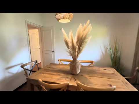 Video de YouTube - Casa en Venta de 4 dormitorios con  Jardín en Carrasco, Montevideo