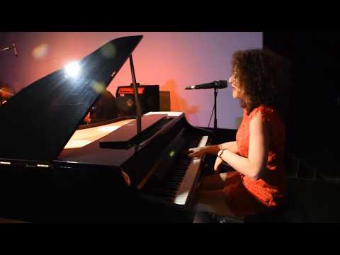 Maria Dangell "The Heaven Of Milano" aus Live Konzert © 2017 in Berlin