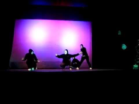 Spectacol Liceul Teoretic AL.I.CUZA Iasi.AVI