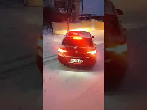 bmw snow drift