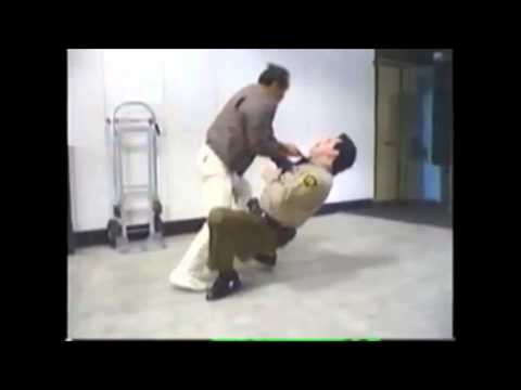 Filipino Kali Authority, Dan Inosanto on Speed of Knife Attacks Vs. Gun [Surviving Edged Weapons]