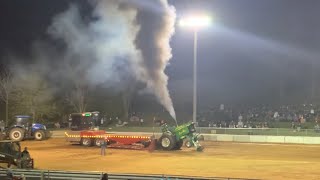 Tractor Pull Wreck “Green Max” Tractor comes APART!!!!