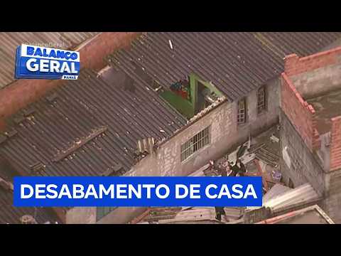 Casa desaba em Francisco Morato (SP) e mobiliza Corpo de Bombeiros