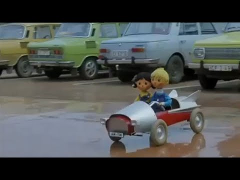 Traveling with Jan and Tini - City tour through the capital Berlin