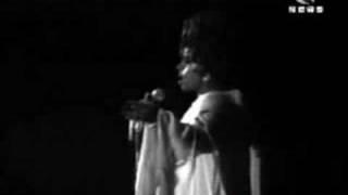 Ângela Maria canta "Terra Seca" (1970) - Roquete Pinto