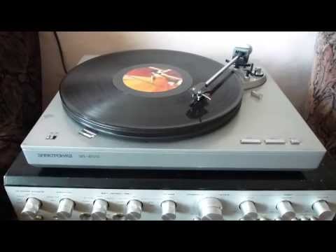 Richard Durand feat. Hadley  -- Run To You (vinyl)