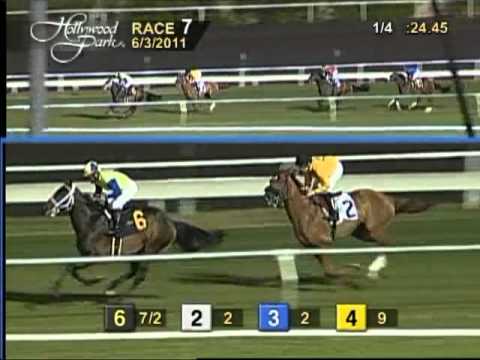 Favored Smokey Lonesome Wins Friday Feature