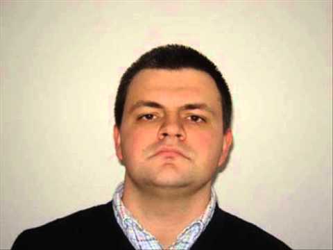 Bayal - Pune flase, razbijene case (2005.)