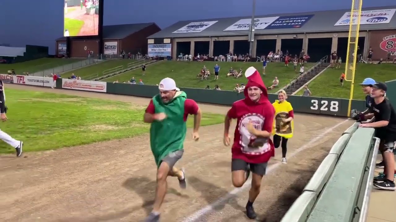 Condiments on the Run: The Barts Electric Summer Party Showdown