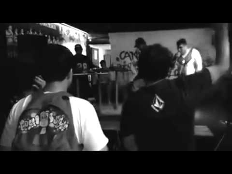 CGR CREW + Dj Yaku en vivo.