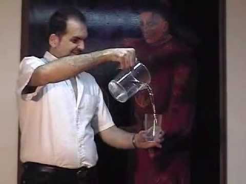 Hydrostatic Glass by Bazar de Magia - Trick