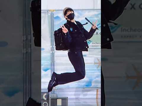 jungkook departure to new york💜 #jungkook #jk #bunny #kookie #bts #btsarmy