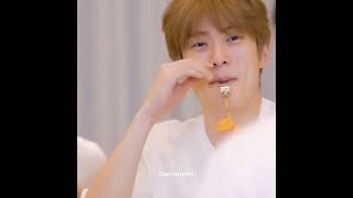 Download lagu Taeil was so hilarious 😭😭 #taeil#moontaeil#nct#nctu#nct127#trending#kpop#kpopedit#nctindia#trend mp3