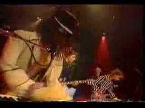 Juliet Jonesin Sydän: Albania