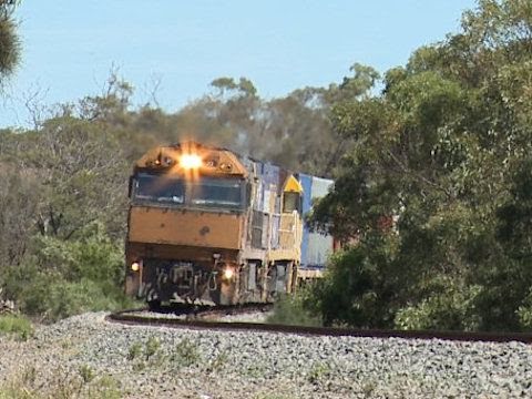 NR70 + NR41 near Gheringhap - Pacific National Trains in Australia
