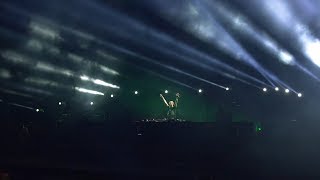 Luke Bond - U vs Loud Luxury feat. brando - Body [Live at UMF2018]