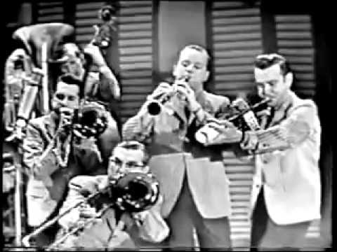 Over the Waves - Dukes of Dixieland 1958.
