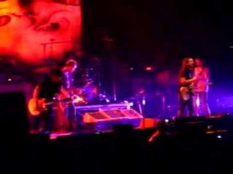 Pearl Jam: Sad- Live From Dusseldorf 21.06.2007