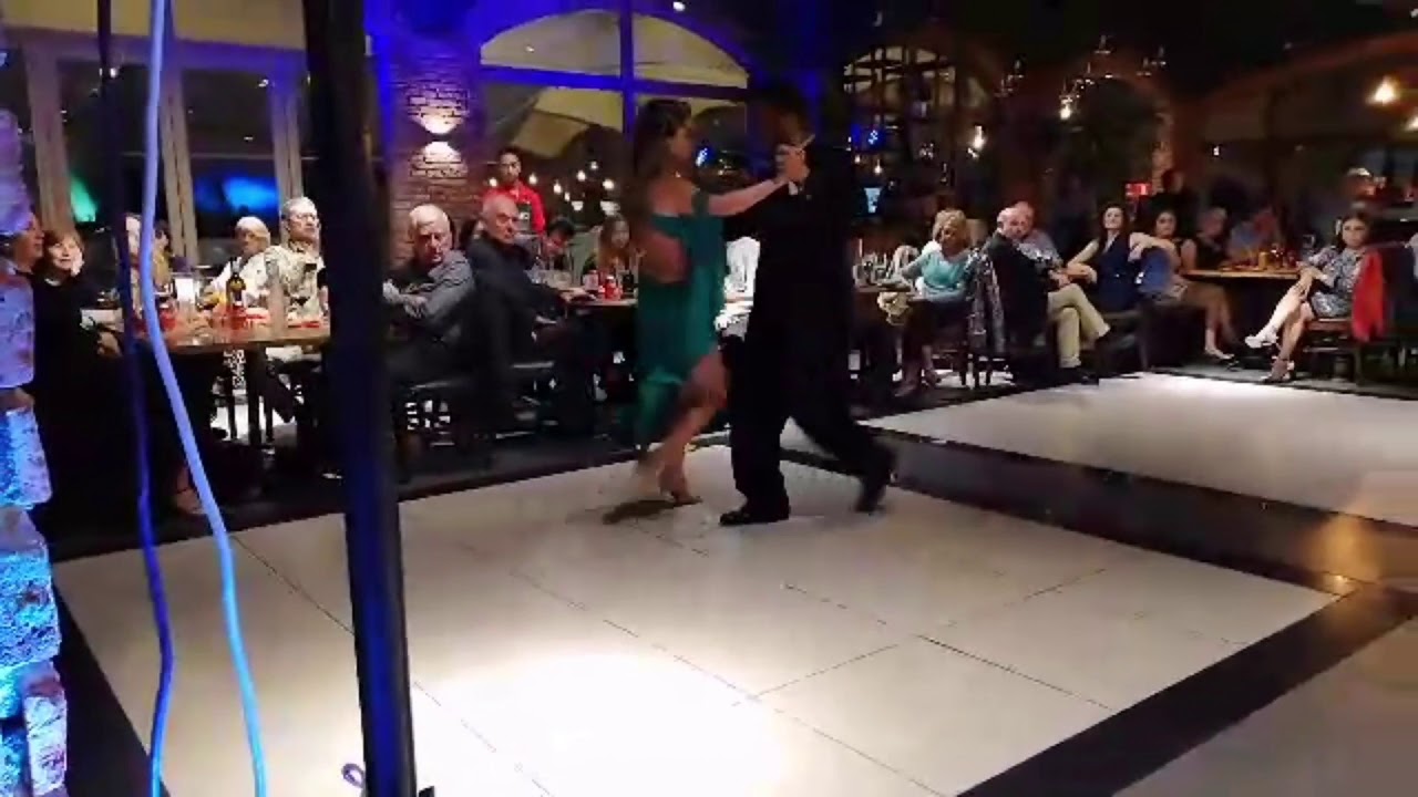 Carolina Bonaventura & Leandro Gomez. Abril 2019. Chile.