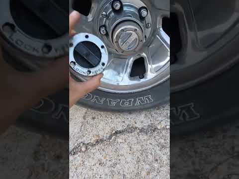 Manual Locking Hubs