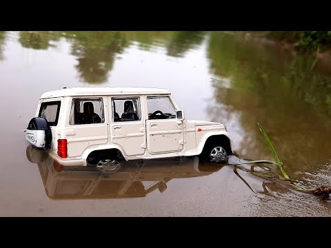 Unboxing Review Testing of Diecast Model of Mini Mahindra Bolero | Off-Roading | Auto Legends |