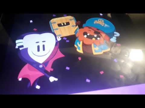 sfidiamo gli avversari su alcune domande di una Youtuber famosa la Sabrina su trivia crack kingdoms