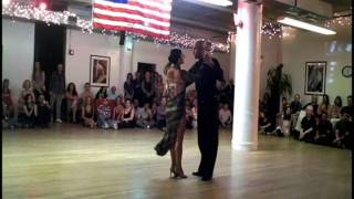 Argentine tango: Adriana Salgado & Orlando Reyes