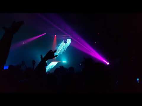 Ilan Bluestone @ Electric Brixton Dec 2018 : Ilan Bluestone - frozen ground