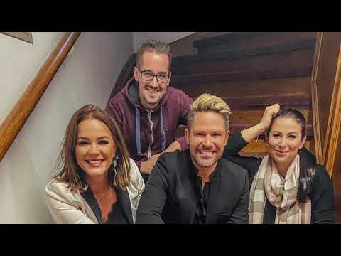 Rebeka Dremelj in Sebastian na radiu Kranj