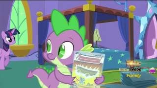 The Mane 6 see Shining Armor's castle room - Full Scene