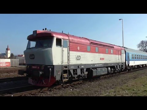 749.107-9 DKV Olomouc a spalovací motor K 6 S 310 DR a odjezd ze stanice Bohuňovice