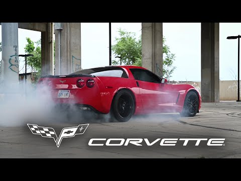 Red Corvette C6