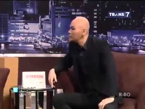 Hitam Putih -  Komeng dan Denny  [Full Video] 18 Maret 2014