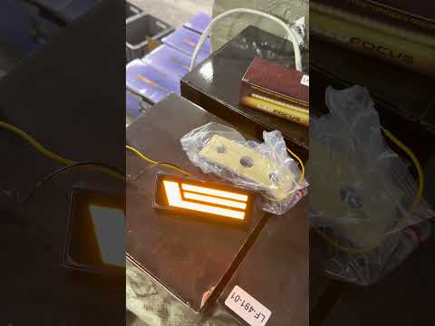 LED Универсальные повторители поворота (диодные) также на Нива 4х4 (ВАЗ 21213, 21214, 2131) - фото 1 - id-p2288890175