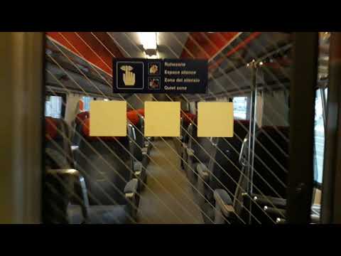 Wagenrundgang im ICN SBB Le Corbusier im Bahnhof Biel/Bienne.