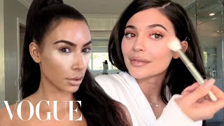 The Kardashian-Jenner Sisters&#39; Best Beauty Secrets, From Baking to Lip Liner | Beauty Secrets