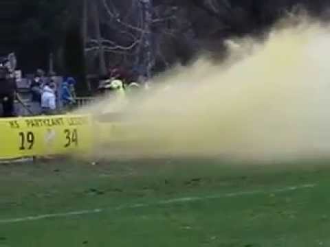 Oprawa: PARTYZANT LESZNO - Błękitni Korytów 5-0 (A - Klasa) 14.11.2015