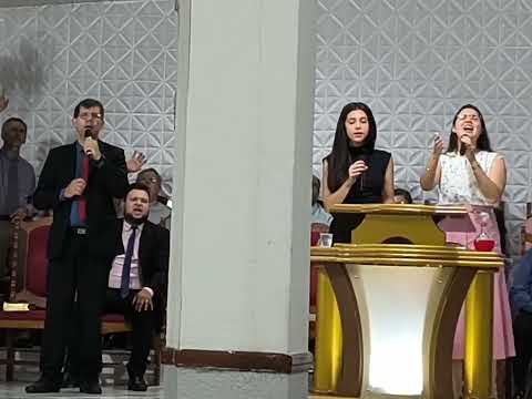 Trechos de louvores -Assembléia de Deus -Itajubá Minas gerais. 