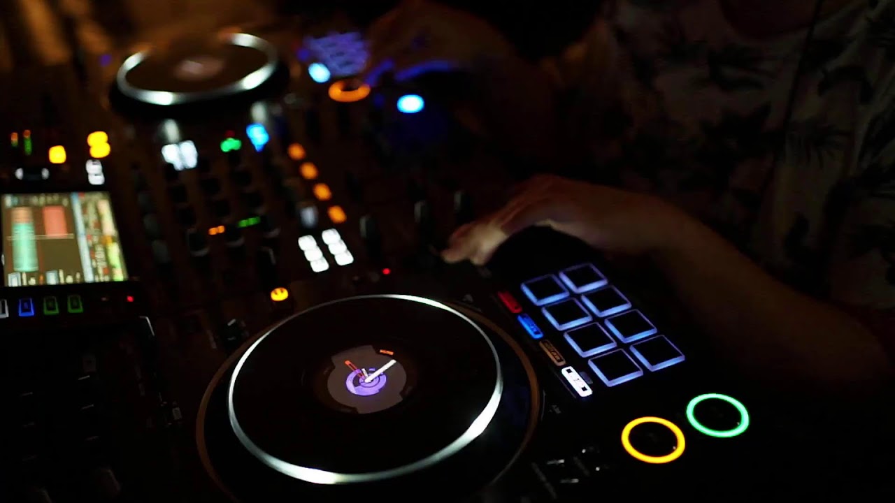 Progressive set - DJJurie - Pioneer XDJ XZ (thuis opname)