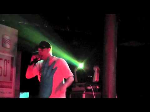 BLEBLA APERTURA LIVE J-AX - " ORA CI SEI TU FEAT. ESSE STYLE "