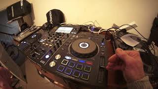 BEGINNER DJ ITS TIME TO GO LOOPY