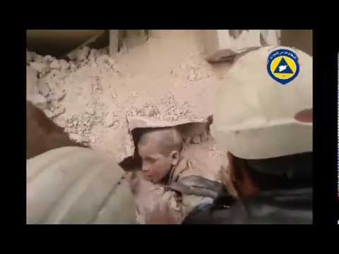 جهود الدفاع المدني لإنقاذ حياة طفلين في حلب