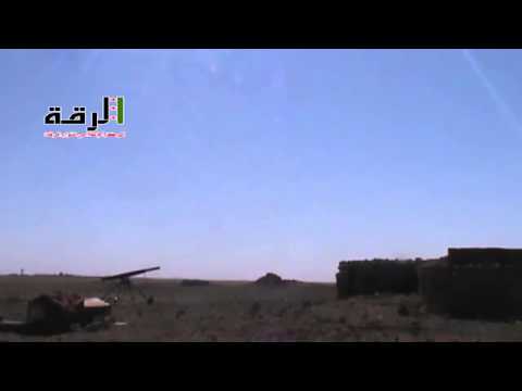 استهداف قوات النظام بصورايخ غراد في اللواء 93 في محافظة الرقة