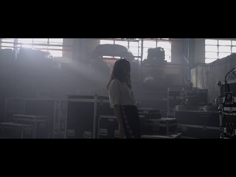 Kiana Valenciano - Does She Know ft. Curtismith (Official Music Video)