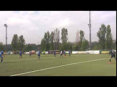 Under 15, 13^ e ultima Rit. Sassuolo-Parma, 16' st conclusione di Foresta fuori