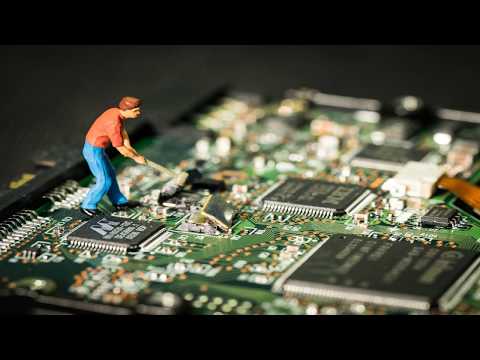 Meltdown & Spectre Bugs Simple Explanation