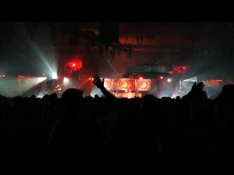 Masters of Hardcore - Vault of Violence / Paul Elstak & Never Surrender