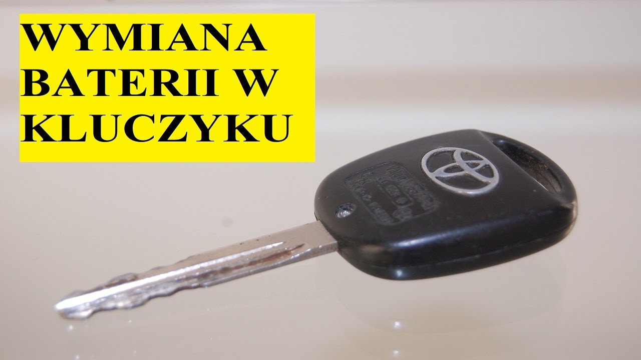 Jak wymienić baterię w kluczyku Toyota Avensis T25.