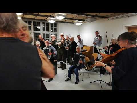 Pastor Kaj  -  hamborger - Danish folkdancemusic